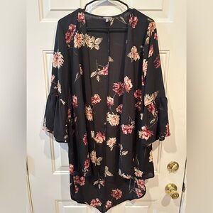 Charlotte Russe Black Floral Kimono